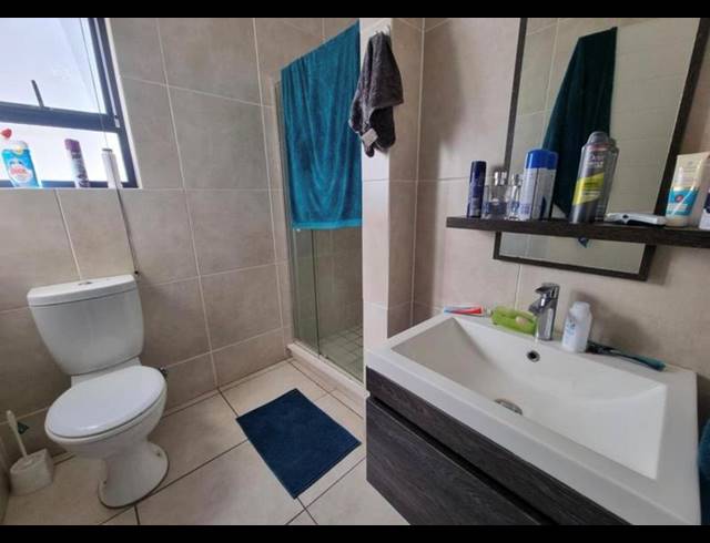 1 BEDROOM APARTMENT FOR SALE IN OAKDENE